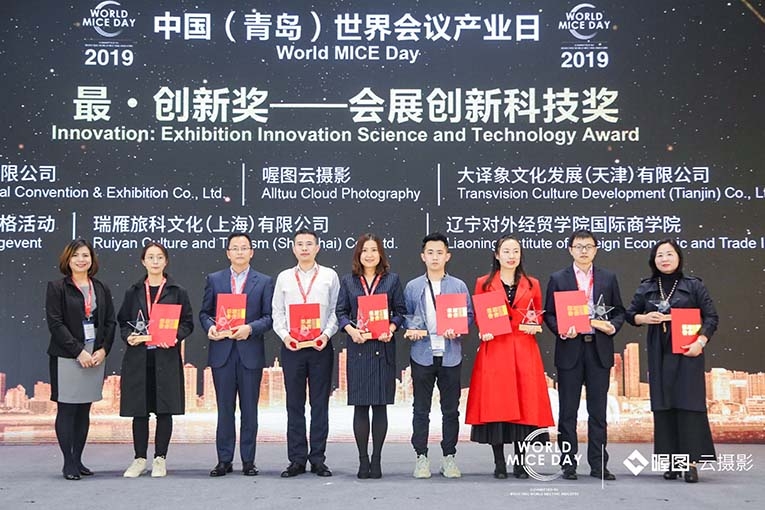 青島燈光音響租賃,青島演出設備租賃,青島LED屏租賃,青島舞美制作搭建